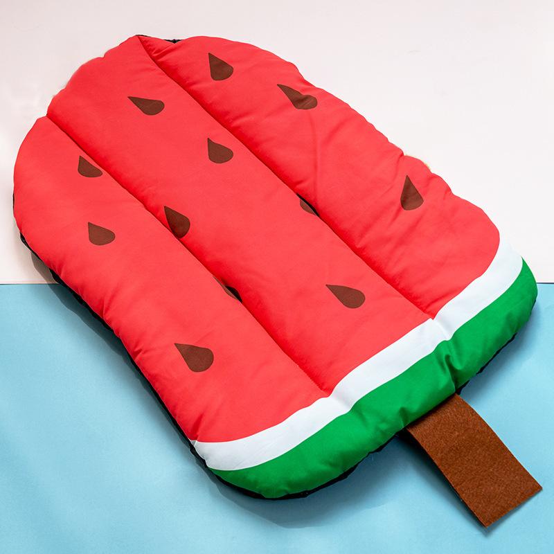 Fruity bed